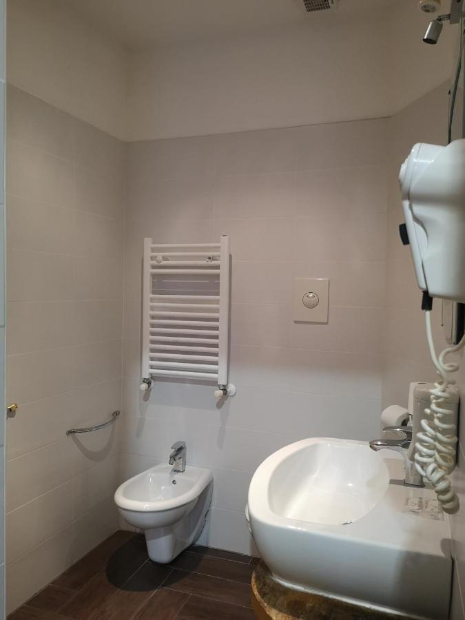Rome Travellers Hotel Экстерьер фото