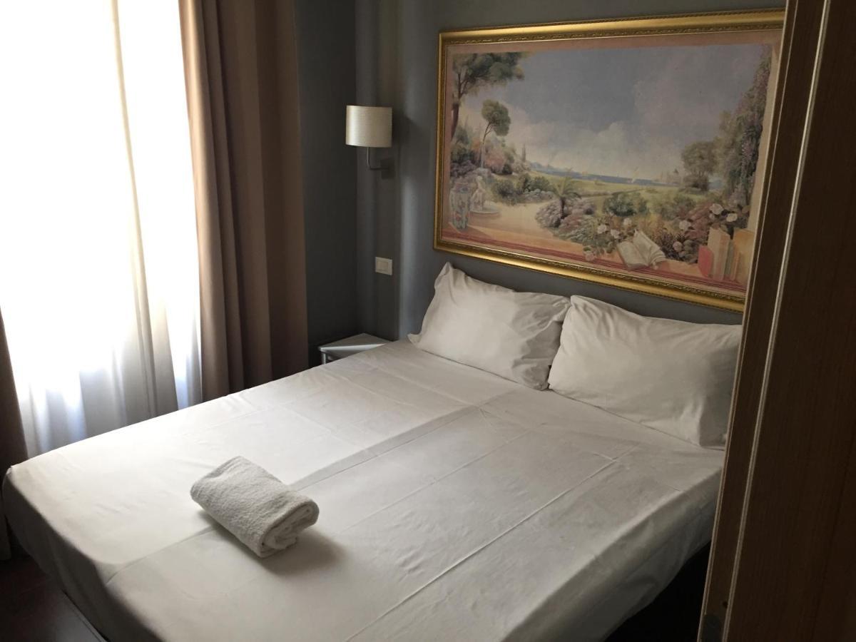 Rome Travellers Hotel Экстерьер фото