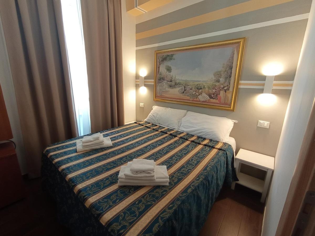 Rome Travellers Hotel Экстерьер фото
