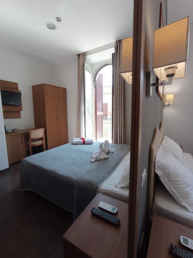 Rome Travellers Hotel Экстерьер фото
